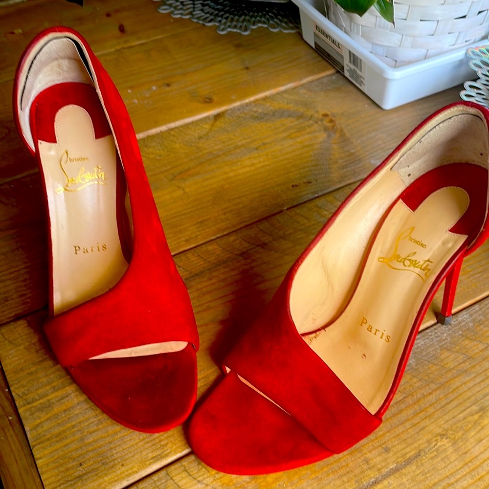 Sexy Authentic Christian Louboutin Red Stilettos Sandals Size 38.